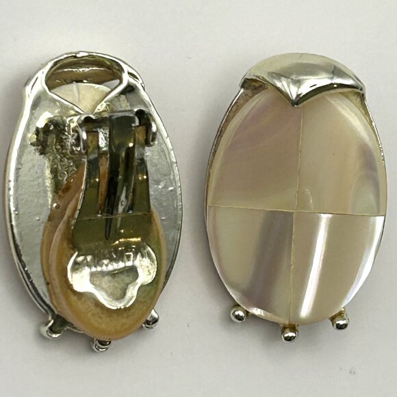 Vintage Marhill Mother of Pearl Clip On Earrings Oval Cabochon Gold Tone Signed - Picture 5 of 12